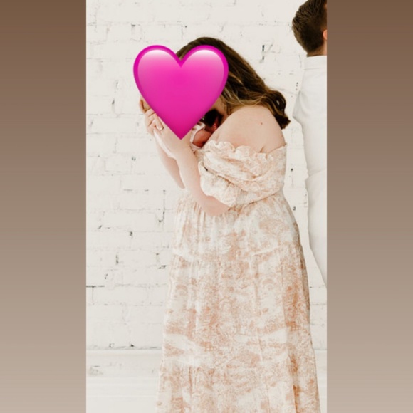 Kiko Nothing Fits But Dress - Picture 2 of 2